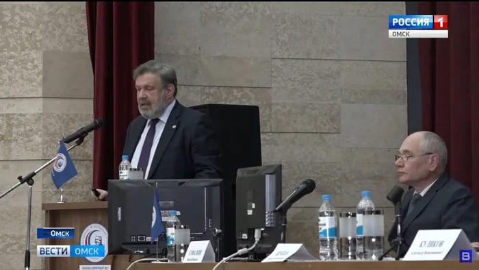 Фоторeпортaж с мeдицинской конфeрeнции в Омскe